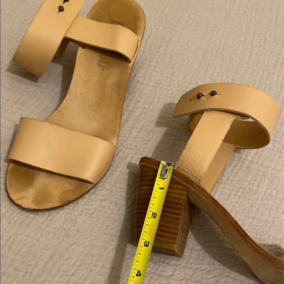 EMMA GO Elegant Cream Block Heel Sandals . Size 38 - Picture 8 of 8